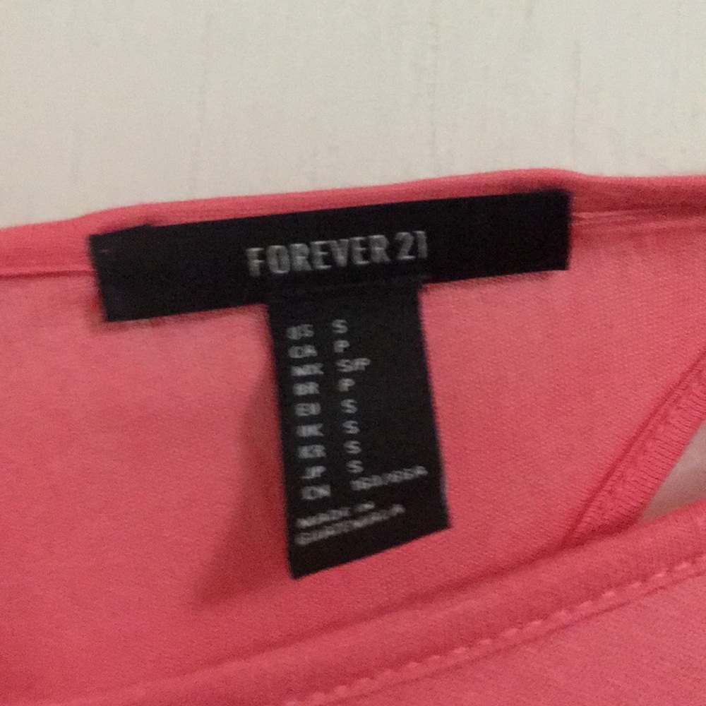 Pink tank top - Picture 2 of 3